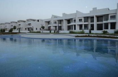 Villa - 5 Bedrooms - 4 Bathrooms for sale in Lake West - Sheikh Zayed Compounds - Sheikh Zayed City - Giza