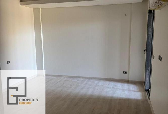 64903135 - Property Main Image