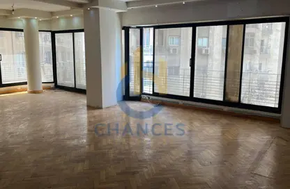 Apartment - 3 Bedrooms - 2 Bathrooms for sale in Street 151 - Maadi - Hay El Maadi - Cairo