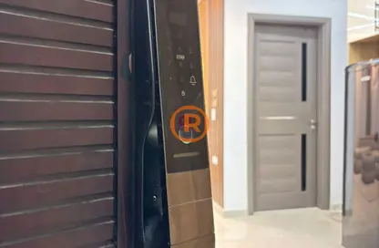 شقة - غرفة نوم - 1 حمام للايجار في وان قطامية - كمبوندات القطامية - القطامية - مدينة القاهرة الجديدة - القاهرة