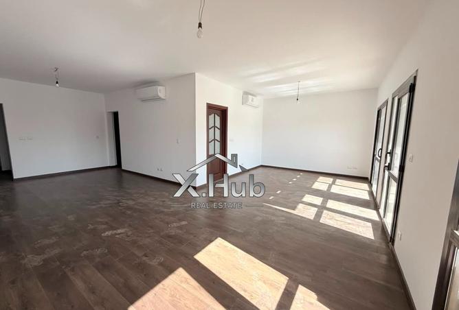 98002945 - Property Main Image