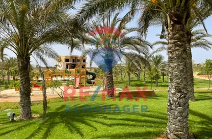 Villa - 6 Bedrooms - 3 Bathrooms for sale in Ivy - Cairo Alexandria Desert Road - Giza