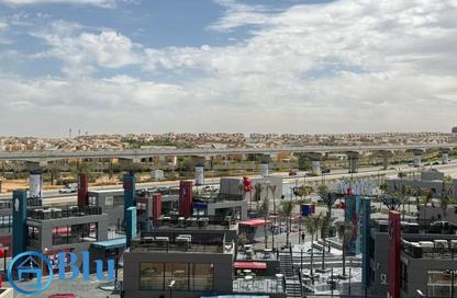 Office Space - Studio - 1 Bathroom for rent in Lake View Residence - 5th Settlement Compounds - The 5th Settlement - New Cairo City - Cairo