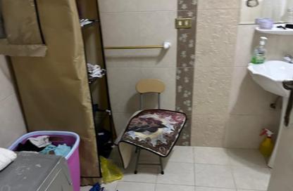 Apartment - 2 Bedrooms - 2 Bathrooms for sale in Dr Mohammed Al Nabawi Al Mohandes St. - Al Hadiqah Al Dawliyah - 7th District - Nasr City - Cairo