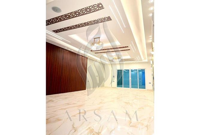 8603027 - Property Image 2