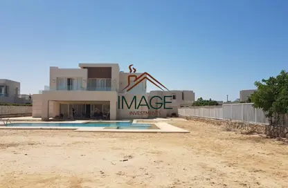 فيلا - 5 غرف نوم - 7 حمامات للبيع في هاسييندا باي - سيدي عبد الرحمن - الساحل الشمالي