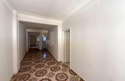 Apartment - 2 Bedrooms - 1 Bathroom for rent in Mohammad Ngeeb Street - Sidi Beshr - Hay Awal El Montazah - Alexandria