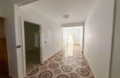 Apartment - 2 Bedrooms - 1 Bathroom for rent in Mohammad Ngeeb Street - Sidi Beshr - Hay Awal El Montazah - Alexandria