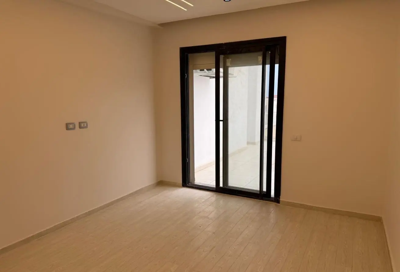 120626142 - Property Main Image