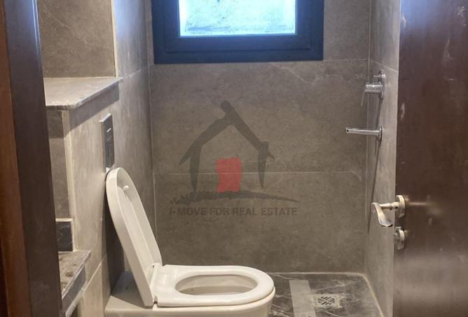 98002413 - Property Image 3