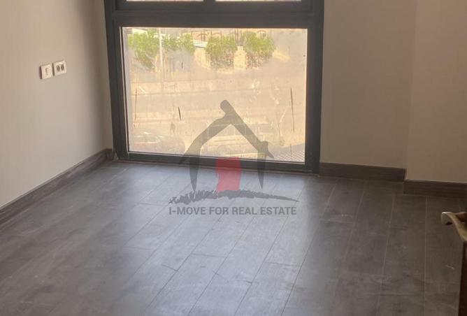 98002413 - Property Image 2