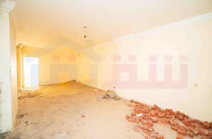 محل تجاري - استوديو - 1 حمام للايجار في ميامي - حي اول المنتزة - الاسكندرية