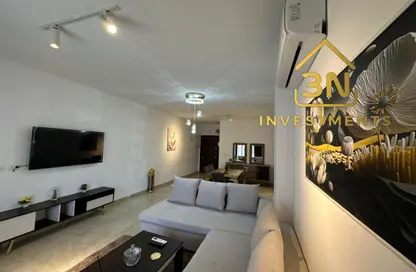 شقة - 3 غرف نوم - 3 حمامات للايجار في مون ريزيدنس - فيفث سكوير - التجمع الخامس - مدينة القاهرة الجديدة - القاهرة