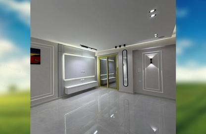 Apartment - 3 Bedrooms - 2 Bathrooms for sale in Gate 2 - Ahmose - Hadayek El Ahram - Giza
