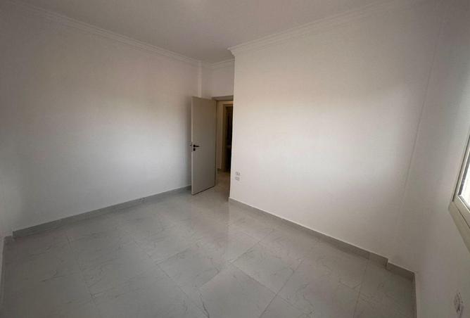 67472605 - صورة العقار 3