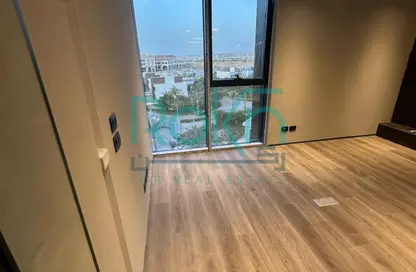 مساحات مكتبية - استوديو للايجار في مول هايد بارك بيزنس - شارع التسعين الجنوبي - التجمع الخامس - مدينة القاهرة الجديدة - القاهرة