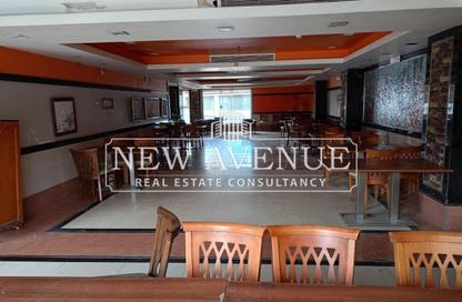 Retail - Studio - 2 Bathrooms for rent in Bank Center Street - South Teseen St. - The 5th Settlement - New Cairo City - Cairo