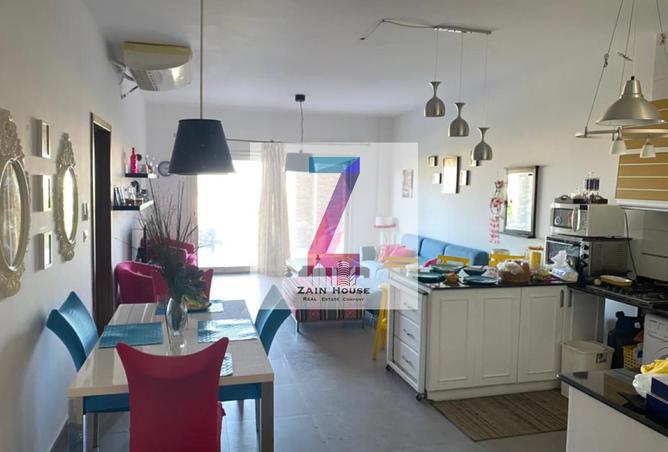 98273823 - Property Image 3