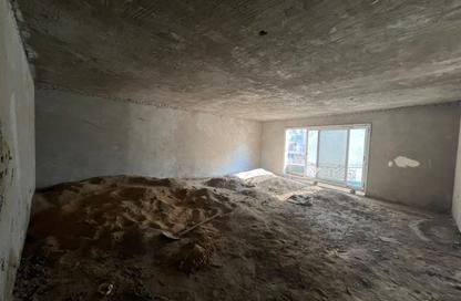 Apartment - 3 Bedrooms - 3 Bathrooms for sale in Al Hegaz St. - Mohandessin - Giza