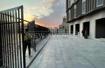 Clinic - Studio - 3 Bathrooms for rent in Cinco New Cairo - El Lotus - New Cairo City - Cairo