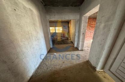 Apartment - 3 Bedrooms - 3 Bathrooms for sale in Area B - Ganoob El Acadimia - New Cairo City - Cairo