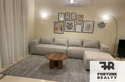 Apartment - 3 Bedrooms - 3 Bathrooms for rent in Mivida - 5th Settlement Compounds - The 5th Settlement - New Cairo City - Cairo