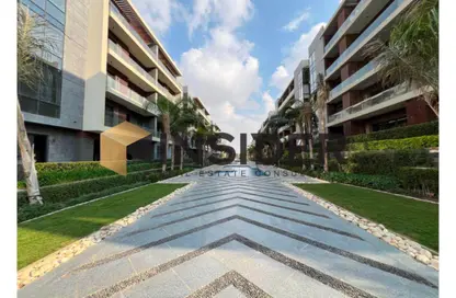 Apartment - 3 Bedrooms - 3 Bathrooms for sale in El Patio Oro - 5th Settlement Compounds - The 5th Settlement - New Cairo City - Cairo