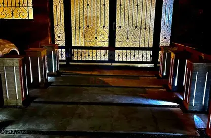 شقة - 4 غرف نوم - 2 حمامات للبيع في شارع الياسمين - الحي الثاني - مدينة 6 أكتوبر - الجيزة