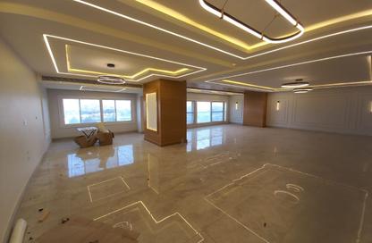 Apartment - 3 Bedrooms - 3 Bathrooms for sale in Nile Corniche St. - Al Agouza - Giza