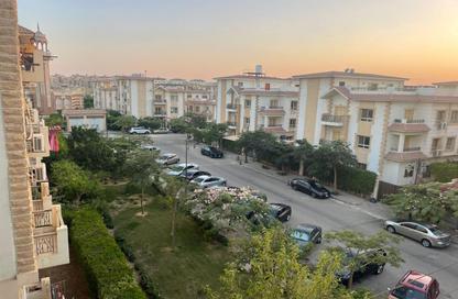 Apartment - 3 Bedrooms - 2 Bathrooms for rent in Madinet Al Sahafeyeen - North Investors Area - New Cairo City - Cairo