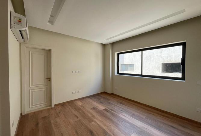 103756728 - Property Image 2