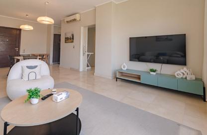 Apartment - 1 Bedroom - 1 Bathroom for rent in Palm Hills Village Gate - South Investors Area - New Cairo City - Cairo
