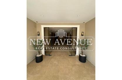 Apartment - 3 Bedrooms - 3 Bathrooms for sale in Village West - Sheikh Zayed Compounds - Sheikh Zayed City - Giza