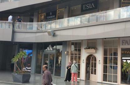 Shop - Studio - 1 Bathroom for sale in The Yard Mall - New Cairo City - Cairo