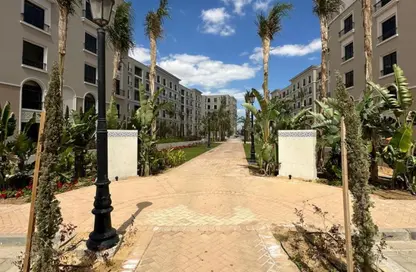 Apartment - 3 Bedrooms - 3 Bathrooms for sale in Village West - Sheikh Zayed Compounds - Sheikh Zayed City - Giza