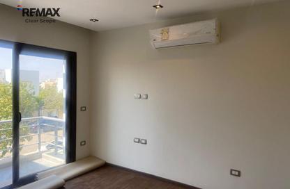 Villa - 3 - 3 for rent in Hyde Park - New Cairo City - Cairo