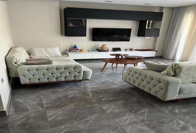 8571268 - Property Image 2