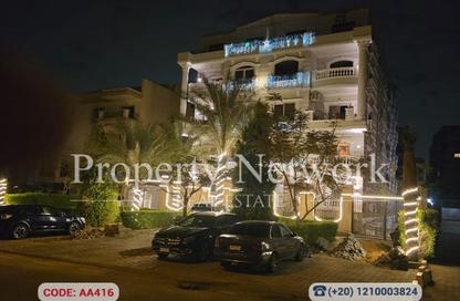 Apartment - 4 Bedrooms - 3 Bathrooms for sale in West Arabella - 5th Settlement Compounds - The 5th Settlement - New Cairo City - Cairo