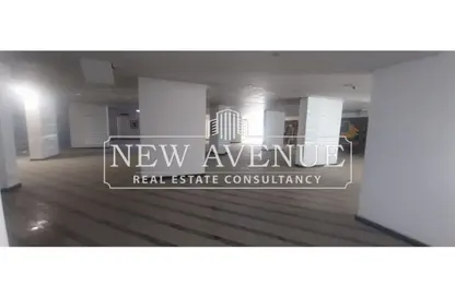 محل - استوديو - 3 حمامات للايجار في شارع كورنيش النيل - المعادي - حي المعادي - القاهرة