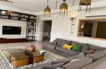 Apartment - 3 Bedrooms - 3 Bathrooms for rent in Isadore - Uptown Cairo - Mokattam - Cairo