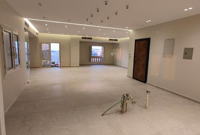 54476210 - Property Image 3