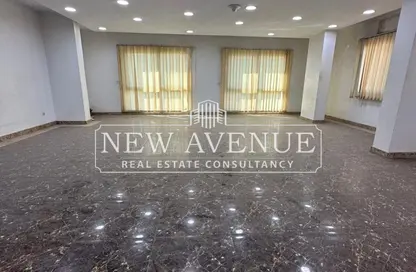 Whole Building - Studio - 5 Bathrooms for sale in Salah Salem St. - Roxy - Heliopolis - Masr El Gedida - Cairo