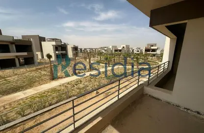 Villa - 4 Bedrooms - 6 Bathrooms for sale in The Crown - Cairo Alexandria Desert Road - 6 October City - Giza