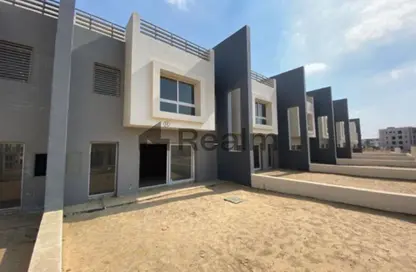 Townhouse - 3 Bedrooms - 4 Bathrooms for sale in Hyde Park - New Cairo City - Cairo