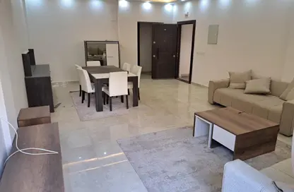 شقة - غرفة نوم - 2 حمامات للبيع في فيفث سكوير - التجمع الخامس - مدينة القاهرة الجديدة - القاهرة