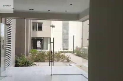 Apartment - 2 - 2 for sale in Palm Hills Village Gate - South Investors Area - New Cairo City - Cairo