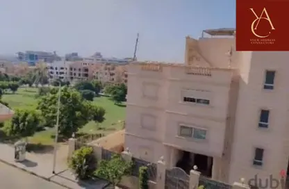 Apartment - 3 Bedrooms - 3 Bathrooms for sale in Al Narges 6 - Al Narges - New Cairo City - Cairo
