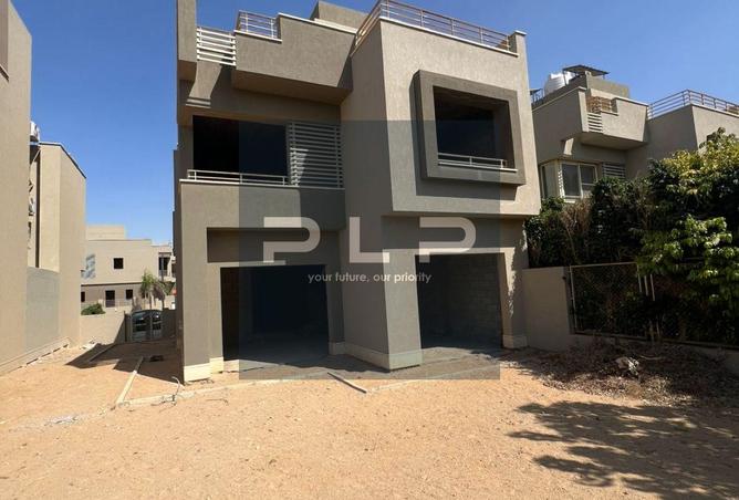 Resale villa rtm in Palm Hills landscape view, Cairo