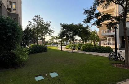 Apartment - 3 Bedrooms - 3 Bathrooms for sale in Green 5 - 6 October Compounds - 6 October City - Giza