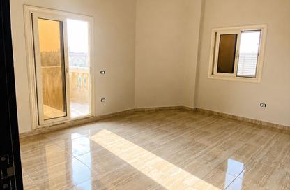 Apartment - 4 Bedrooms - 3 Bathrooms for rent in Omar Khorshid St. - El Banafseg 10 - El Banafseg - New Cairo City - Cairo